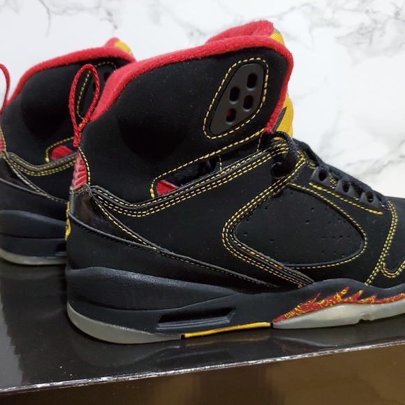 Jordan Sixty Plus "Atlanta Hawks" - Picture 3 of 7